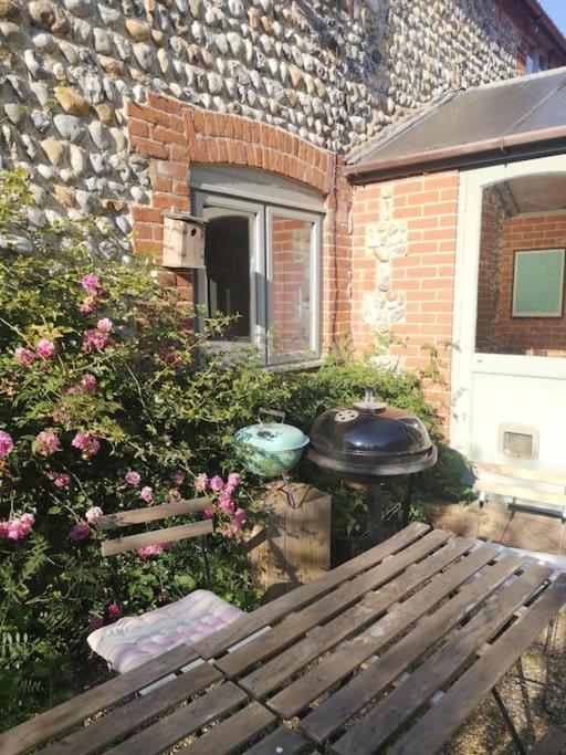 Heath Cottage Lower Southrepps North Norfolk Cromer Exteriör bild